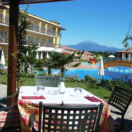 In 22109 Apartamento Peschiera del Garda