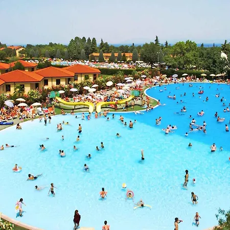 In 22109 Apartamento Peschiera del Garda