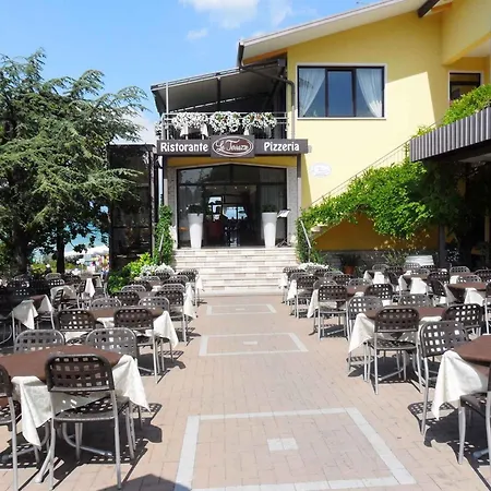 Bella Italia Glicine - Garda 22081 דירה